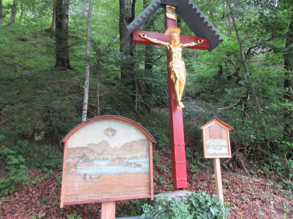 Flurkreuz Unterer Kreuzstein Votivtafeln