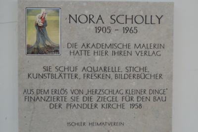 Gedenktafel für Nora Scholly