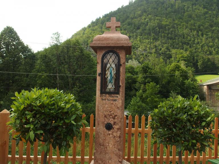 Marterl in der Steinfeldstraße