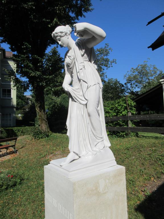Quellnymphe im Museumsgarten