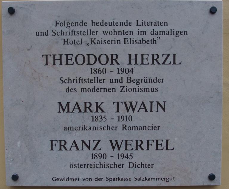 Literaten Gedenktafel auf dem ehemaligen Hotel Elisabeth